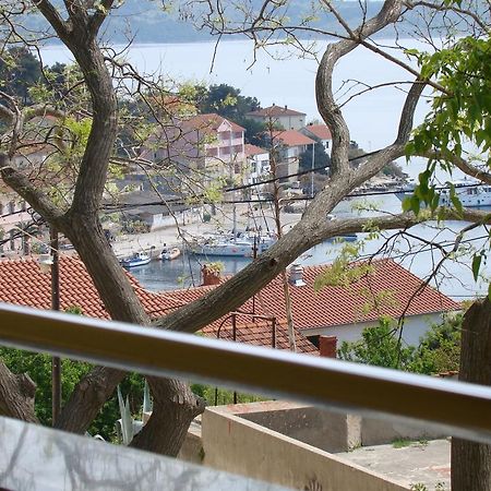 Apartments Buturic Sali Rom bilde